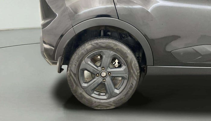 2022 Tata NEXON XZ PLUS DIESEL DARK EDITION, Diesel, Manual, 67,087 km, Right Rear Wheel