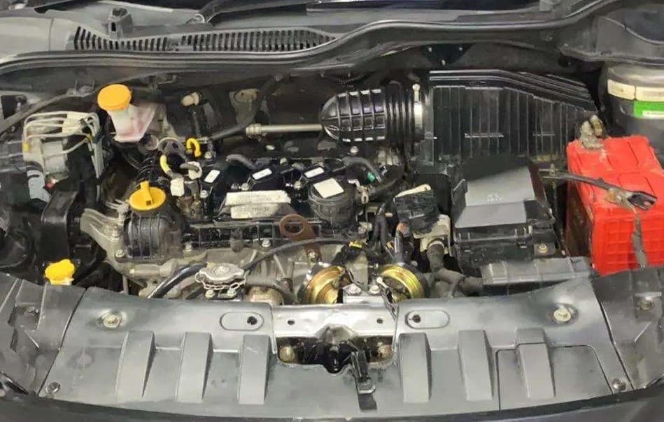 2022 Tata ALTROZ XM PLUS PETROL, Petrol, Manual, 9,974 km, Engine View