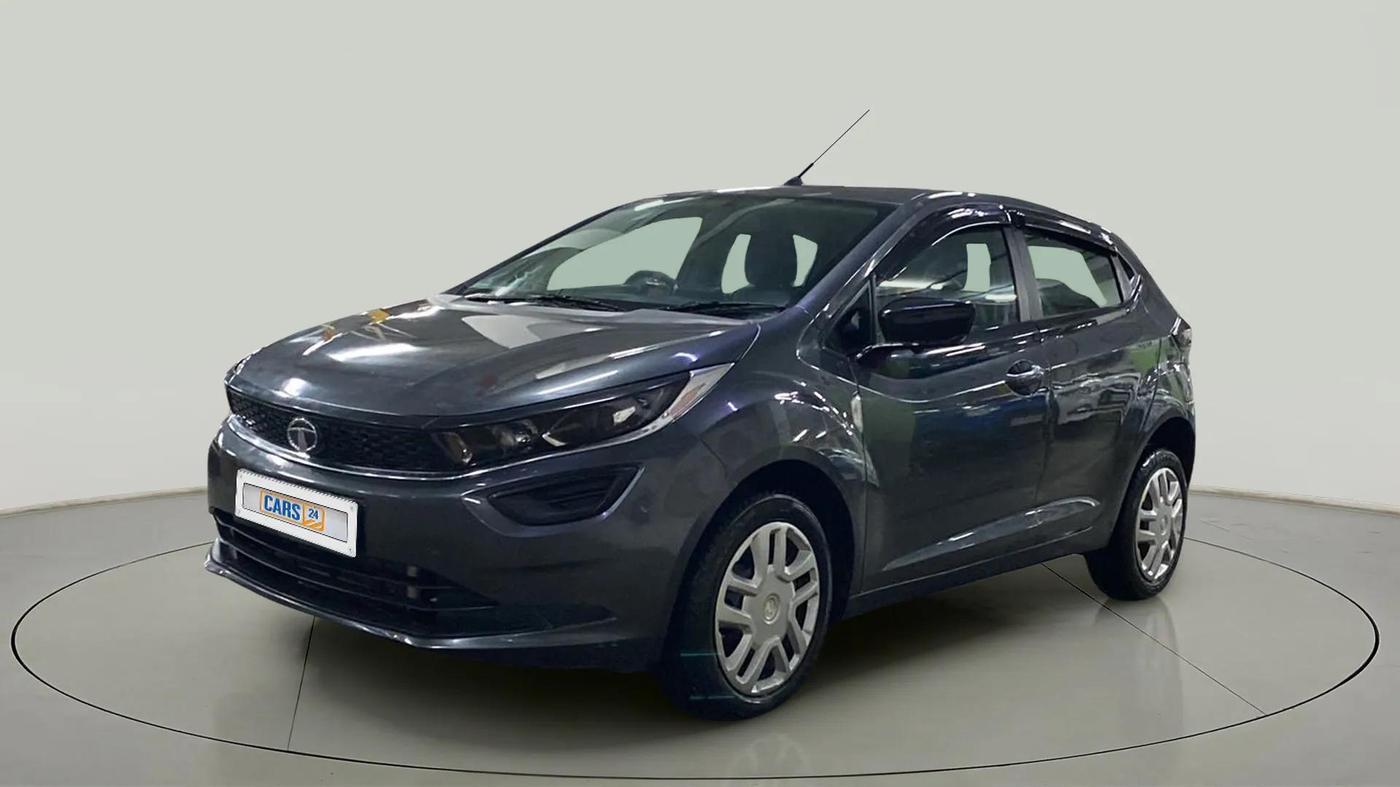 2022 Tata ALTROZ XM PLUS PETROL, Petrol, Manual, 9,974 km, Left Front Diagonal