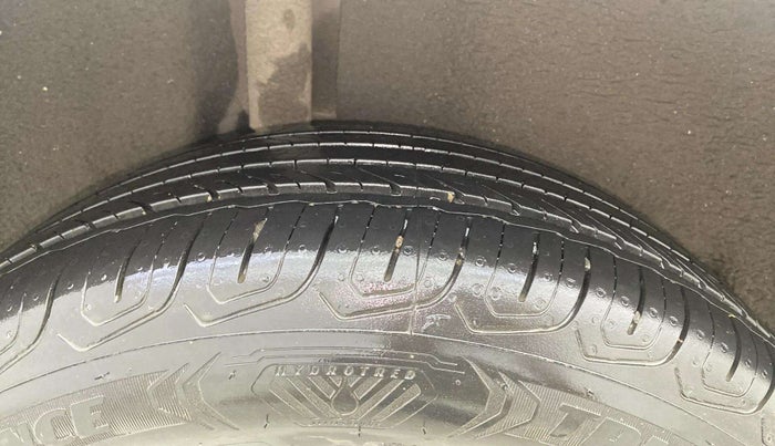 2018 Ford Ecosport TREND + 1.5L PETROL AT, Petrol, Automatic, 29,026 km, Right Rear Tyre Tread