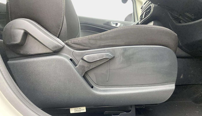2018 Ford Ecosport TREND + 1.5L PETROL AT, Petrol, Automatic, 29,026 km, Driver Side Adjustment Panel