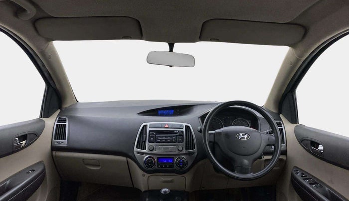 2012 Hyundai i20 MAGNA 1.2, Petrol, Manual, 69,741 km, Dashboard