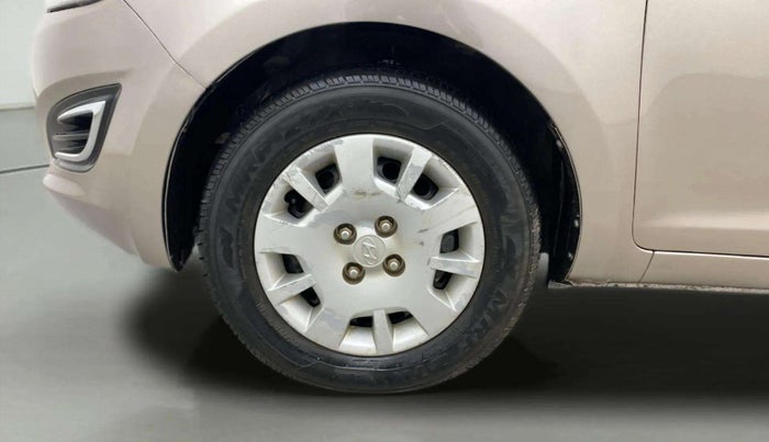2012 Hyundai i20 MAGNA 1.2, Petrol, Manual, 69,741 km, Left Front Wheel