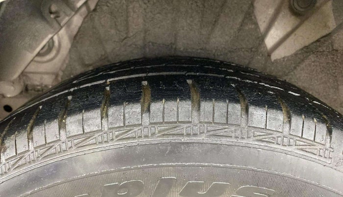 2012 Hyundai i20 MAGNA 1.2, Petrol, Manual, 69,741 km, Right Rear Tyre Tread