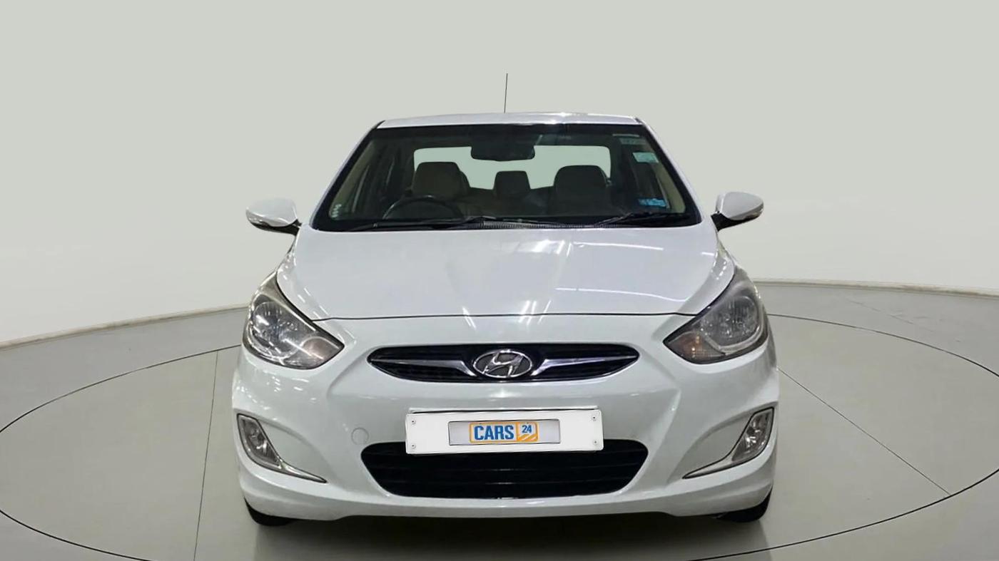 2013 Hyundai Verna FLUIDIC 1.6 CRDI SX, Diesel, Manual, 94,966 km, Front