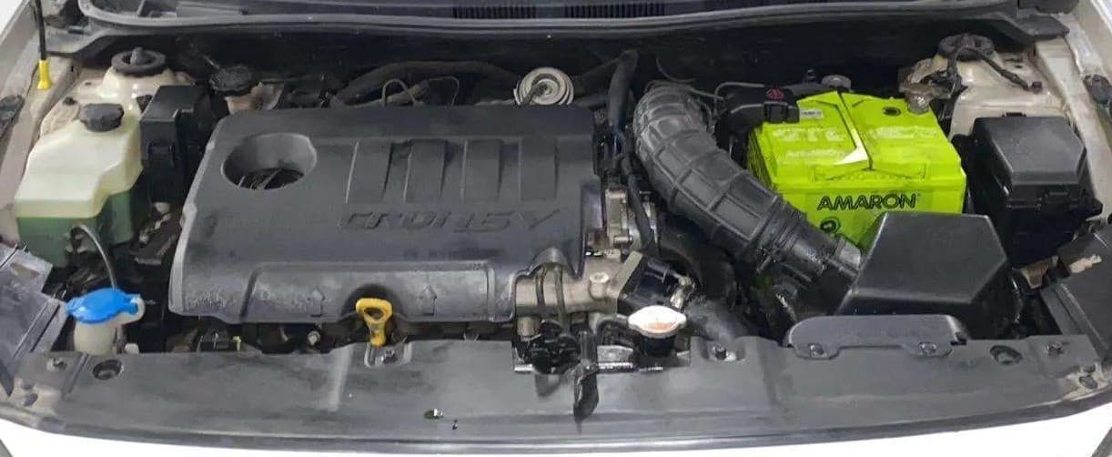 2013 Hyundai Verna FLUIDIC 1.6 CRDI SX, Diesel, Manual, 94,966 km, Engine View