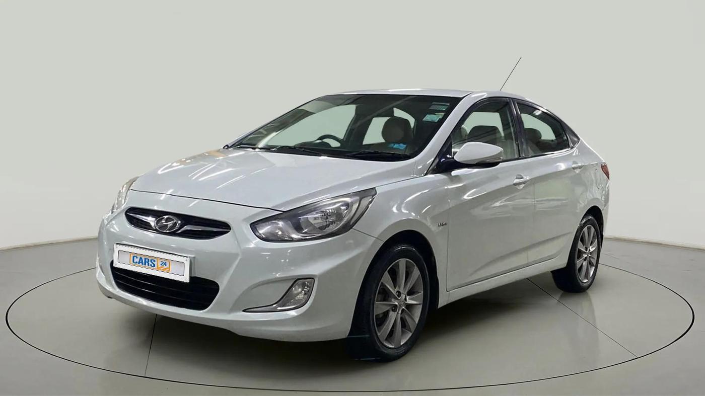2013 Hyundai Verna FLUIDIC 1.6 CRDI SX, Diesel, Manual, 94,966 km, Left Front Diagonal