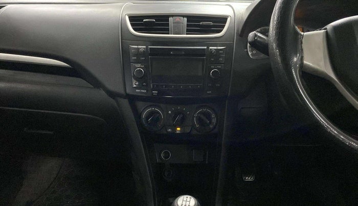 2017 Maruti Swift VXI, Petrol, Manual, 65,365 km, Air Conditioner