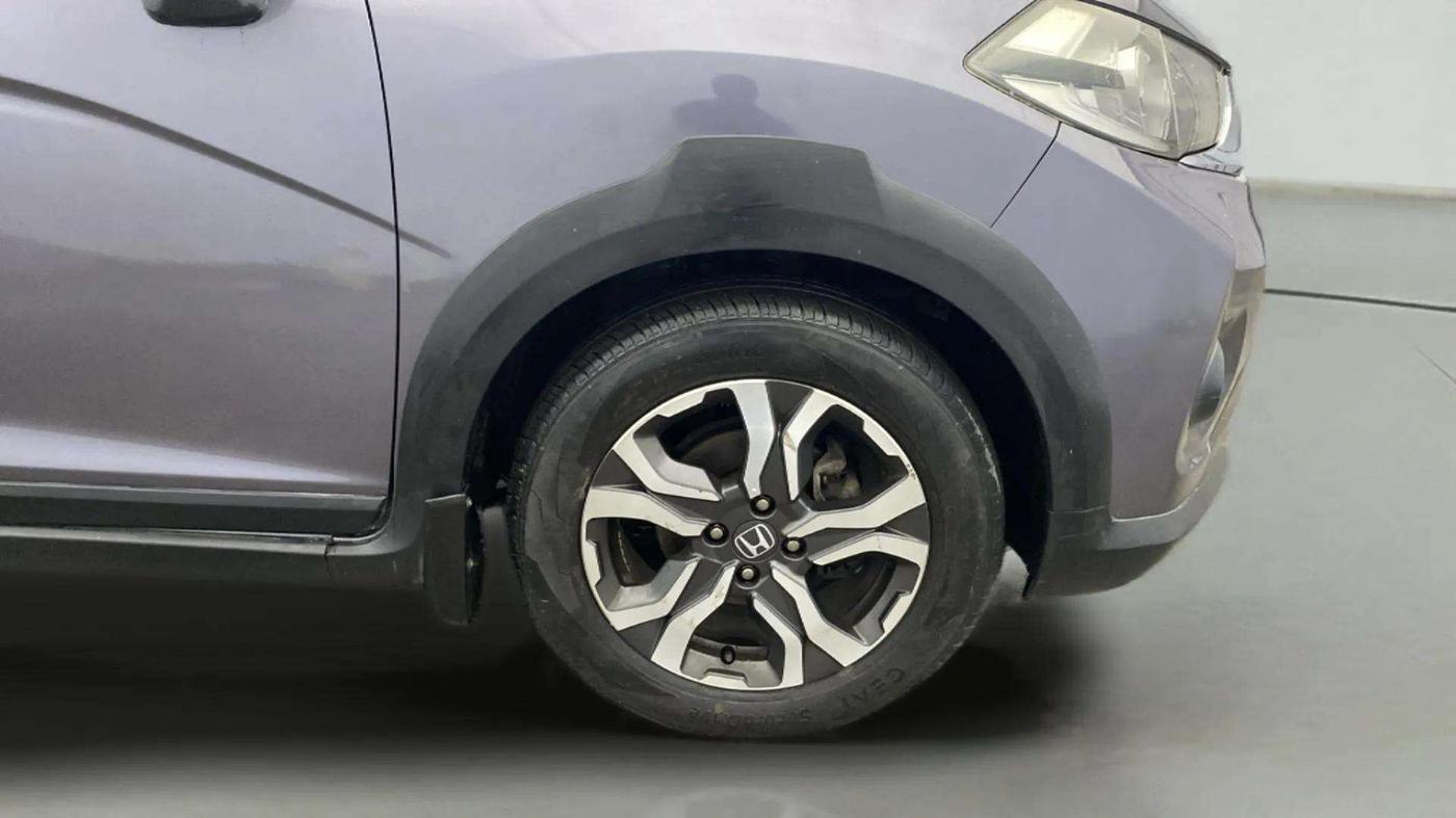 2017 Honda WR-V 1.2L I-VTEC VX MT, Petrol, Manual, 46,693 km, Right Front Wheel