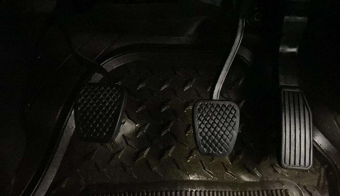 2017 Honda WR-V 1.2L I-VTEC VX MT, Petrol, Manual, 46,693 km, Pedals