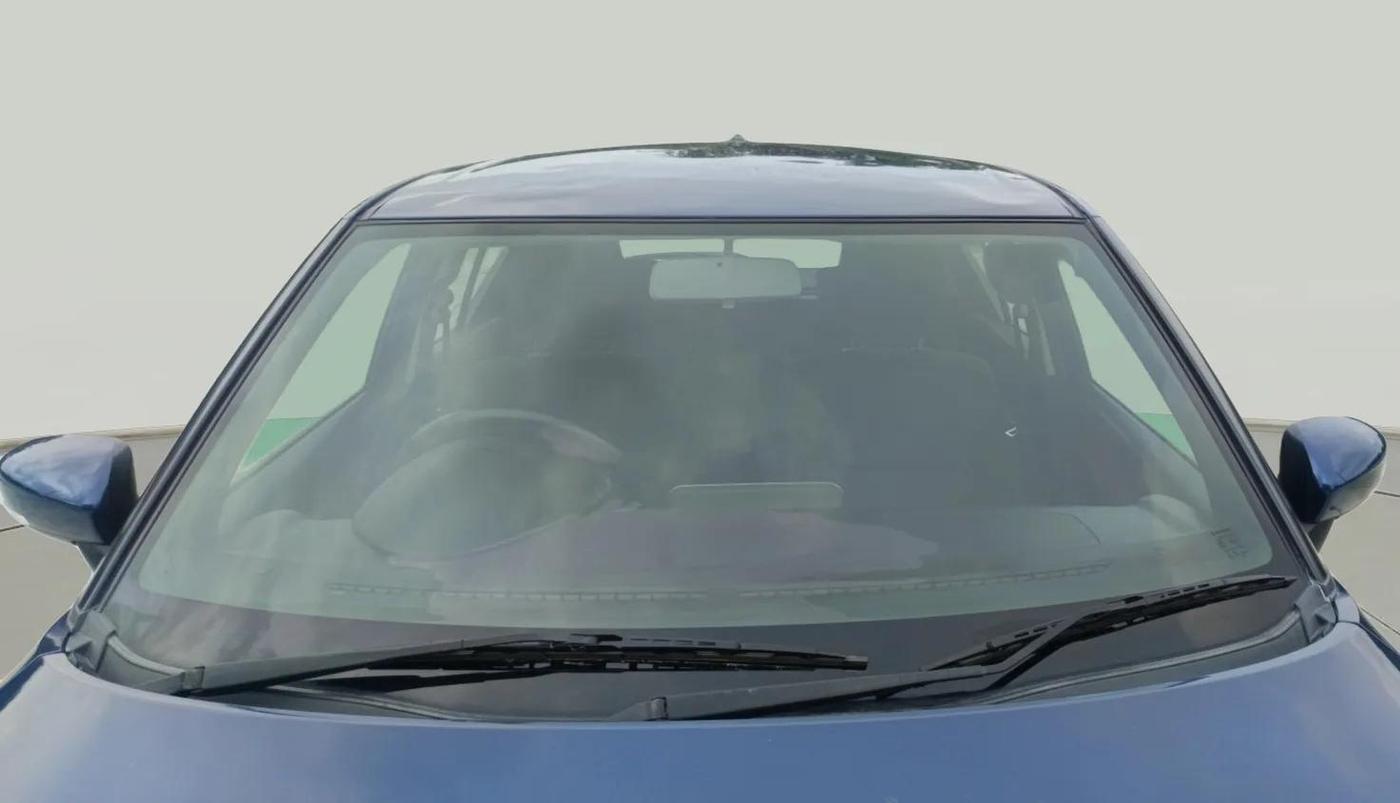 2018 Maruti IGNIS ALPHA 1.2 AMT, Petrol, Automatic, 25,018 km, Front Windshield