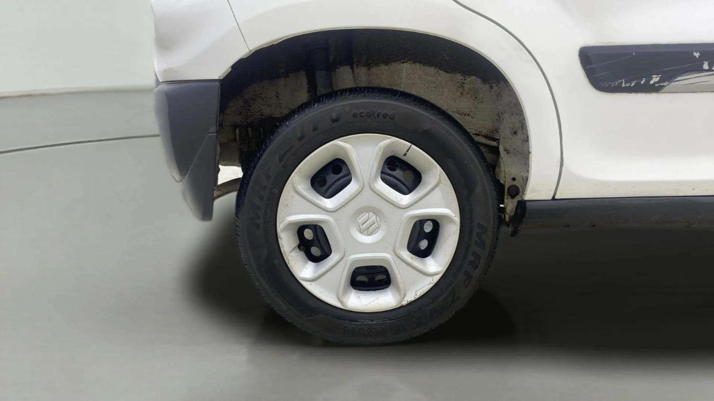 2019 Maruti S PRESSO VXI AMT, Petrol, Automatic, 60,773 km, Right Rear Wheel