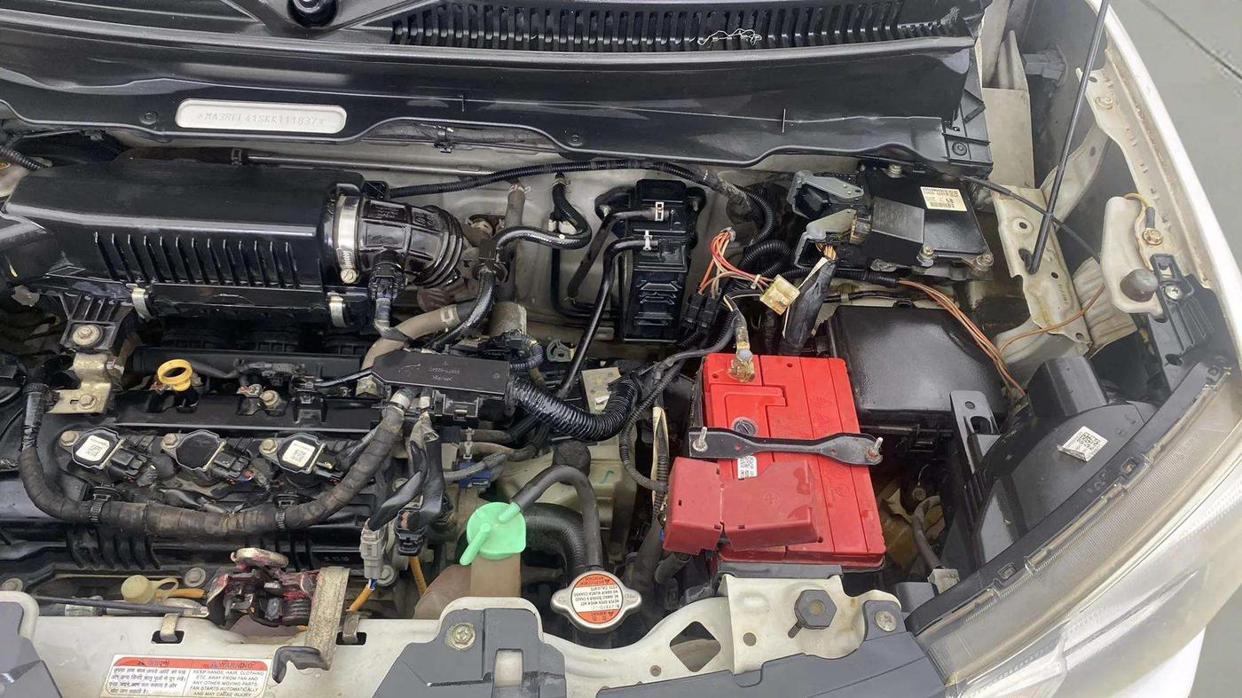 2019 Maruti S PRESSO VXI AMT, Petrol, Automatic, 60,773 km, Engine View - Left