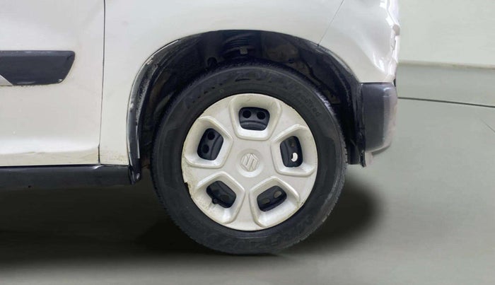 2019 Maruti S PRESSO VXI AMT, Petrol, Automatic, 60,773 km, Right Front Wheel