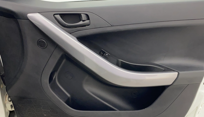 2023 Tata NEXON XE PETROL, Petrol, Manual, 46,258 km, Driver Side Door Panels Control