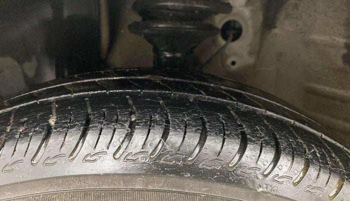2022 Maruti New Wagon-R VXI 1.0 AMT, Petrol, Automatic, 24,840 km, Left Front Tyre Tread