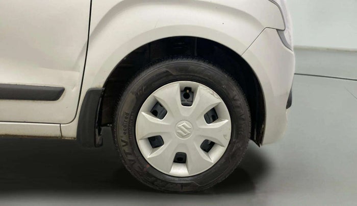 2022 Maruti New Wagon-R VXI 1.0 AMT, Petrol, Automatic, 24,840 km, Right Front Wheel