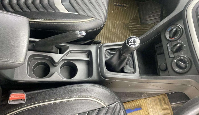 2017 Maruti Vitara Brezza VDI (O), Diesel, Manual, 90,297 km, Gear Lever