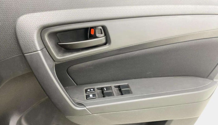 2017 Maruti Vitara Brezza VDI (O), Diesel, Manual, 90,297 km, Driver Side Door Panels Control