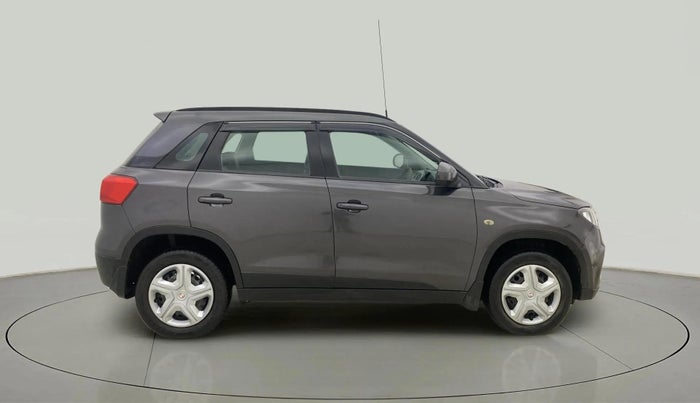 2017 Maruti Vitara Brezza VDI (O), Diesel, Manual, 90,297 km, Right Side View