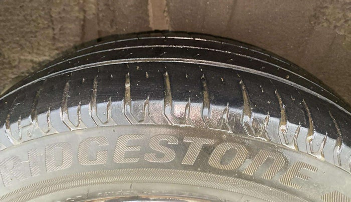 2021 Maruti Ertiga VXI CNG, CNG, Manual, 53,115 km, Right Rear Tyre Tread