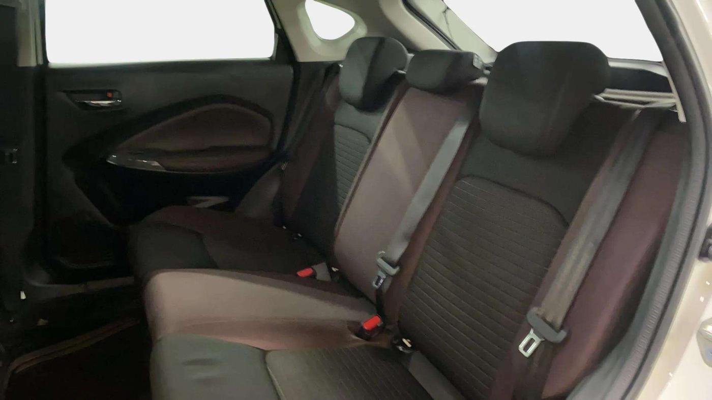 2024 Toyota Urban Cruiser Taisor V 1.0 Petrol AT, Petrol, Automatic, 6,728 km, Right Side Rear Door Cabin