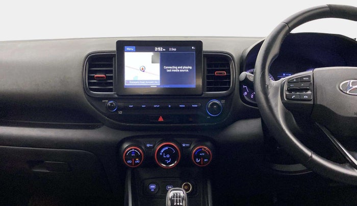 2020 Hyundai VENUE SX 1.0 (O) TURBO, Petrol, Manual, 75,063 km, Air Conditioner