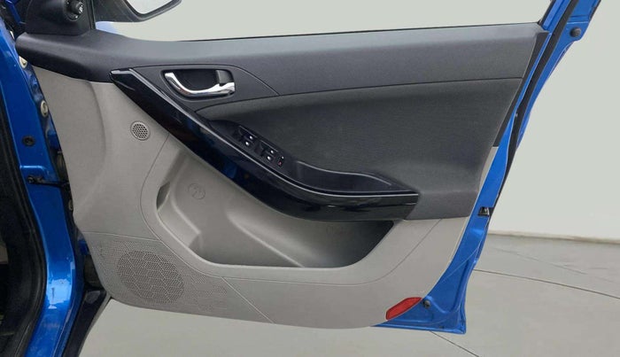 2018 Tata NEXON XZ PETROL, Petrol, Manual, 14,176 km, Driver Side Door Panels Control