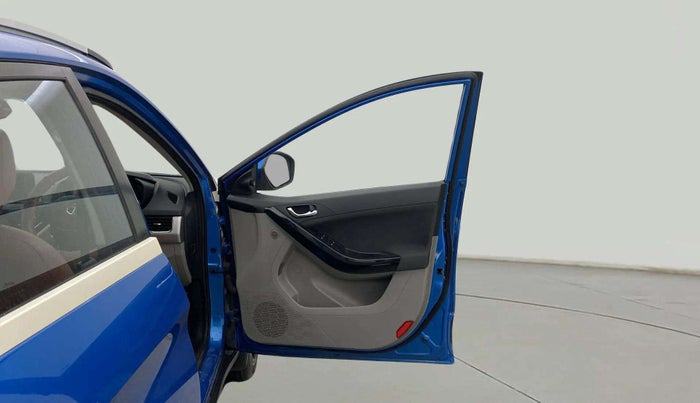 2018 Tata NEXON XZ PETROL, Petrol, Manual, 14,176 km, RHS Front Door