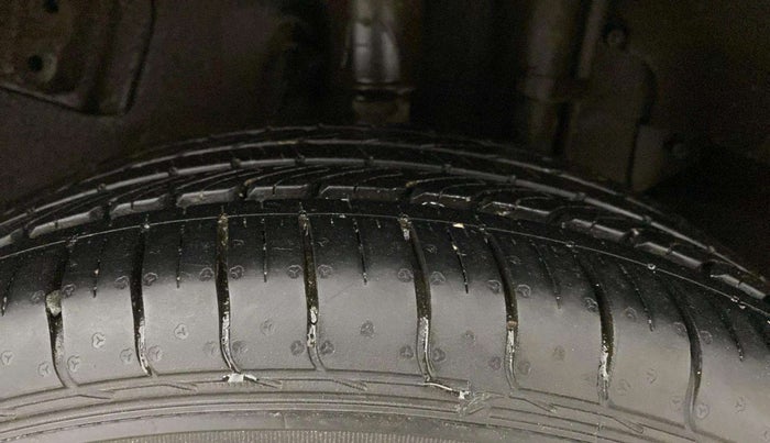 2018 Tata NEXON XZ PETROL, Petrol, Manual, 14,176 km, Left Rear Tyre Tread