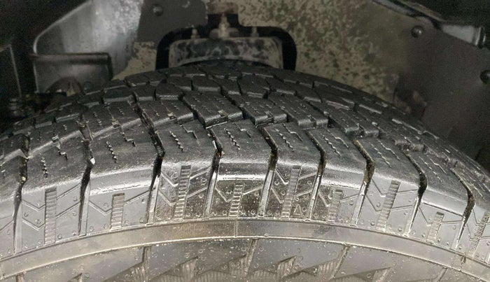 2020 Mahindra Thar LX HARD TOP 4WD MT, Diesel, Manual, 97,922 km, Left Front Tyre Tread