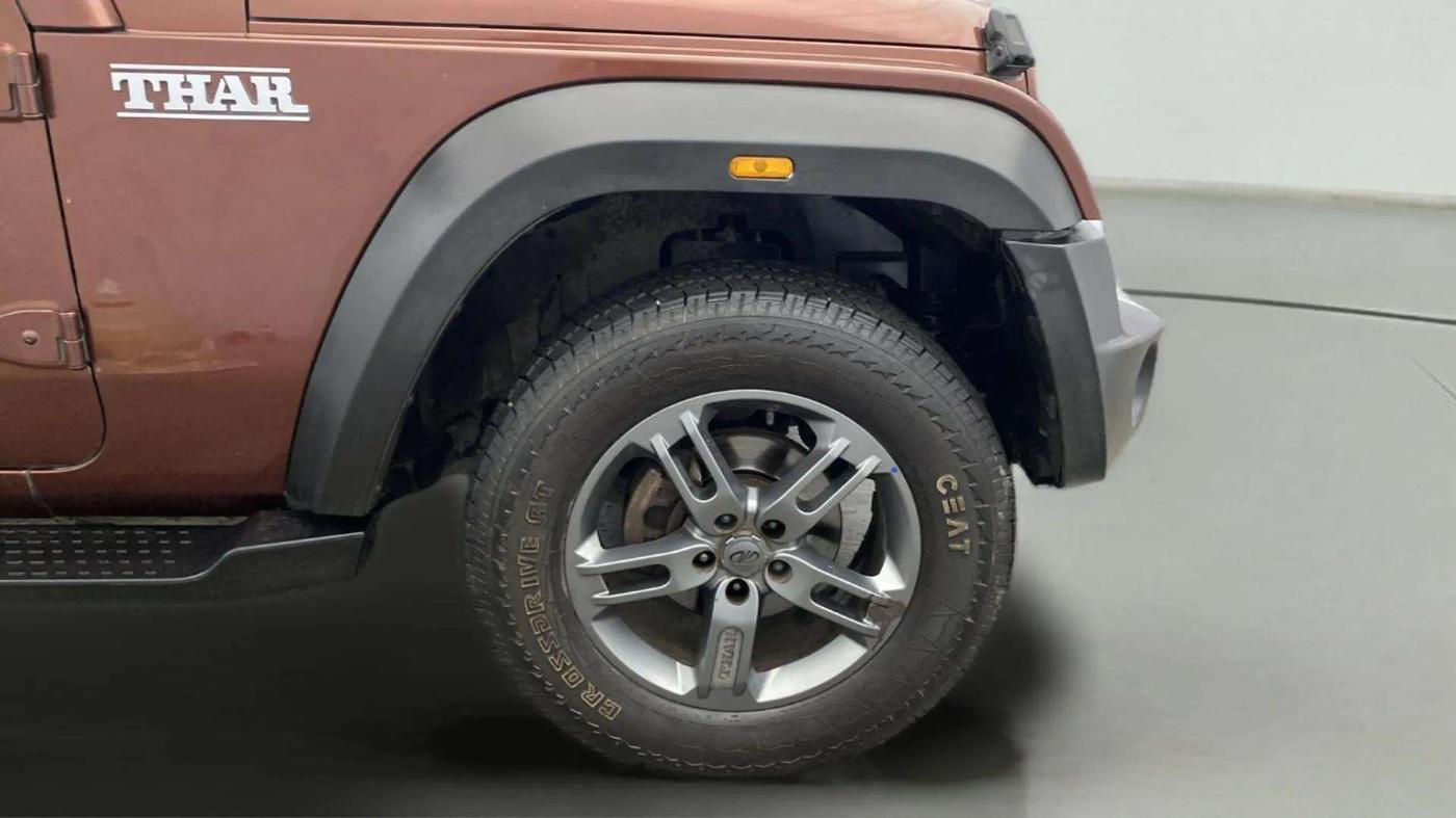 2020 Mahindra Thar LX HARD TOP 4WD MT, Diesel, Manual, 97,922 km, Right Front Wheel