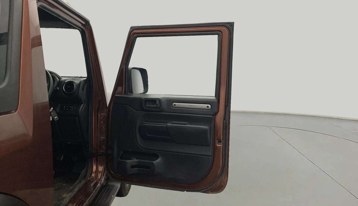 2020 Mahindra Thar LX HARD TOP 4WD MT, Diesel, Manual, 97,922 km, RHS Rear Door