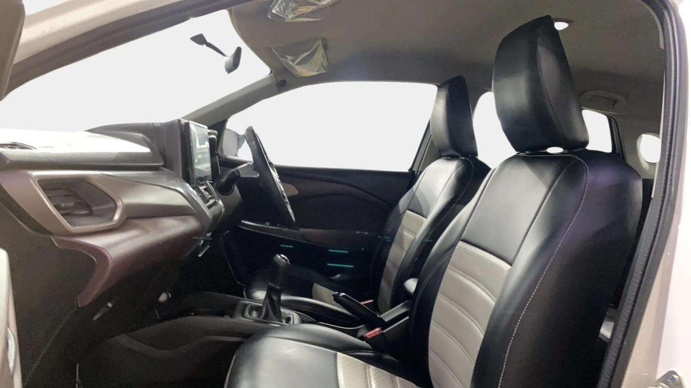 2024 Maruti FRONX SIGMA 1.2 MT, Petrol, Manual, 12,548 km, Right Side Front Door Cabin