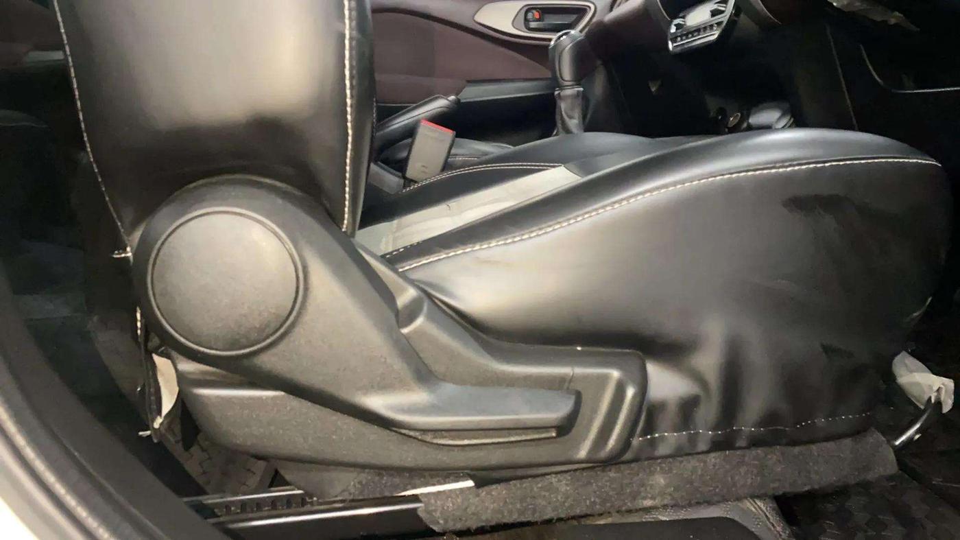 2024 Maruti FRONX SIGMA 1.2 MT, Petrol, Manual, 12,548 km, Driver Side Adjustment Panel
