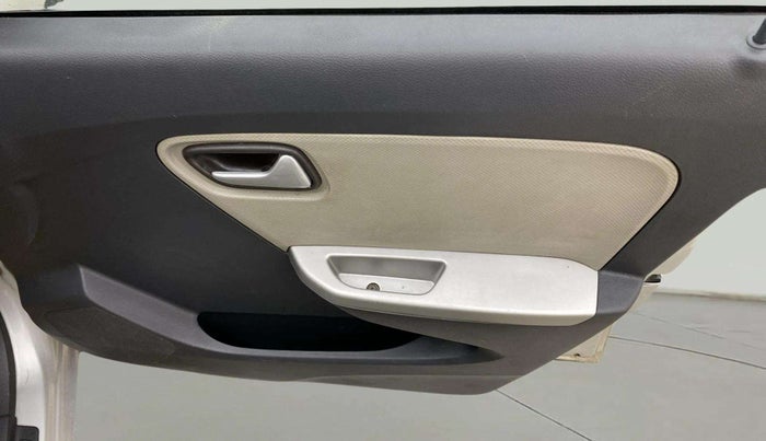 2018 Maruti Alto K10 VXI (O) AMT, Petrol, Automatic, 84,663 km, Driver Side Door Panels Control