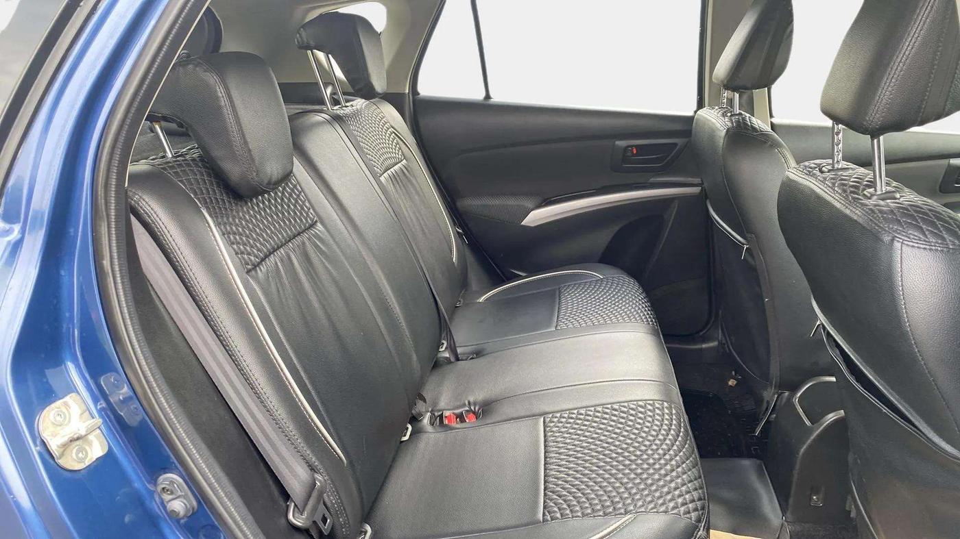 2021 Maruti S Cross SIGMA 1.5, Petrol, Manual, 72,389 km, Right Side Rear Door Cabin