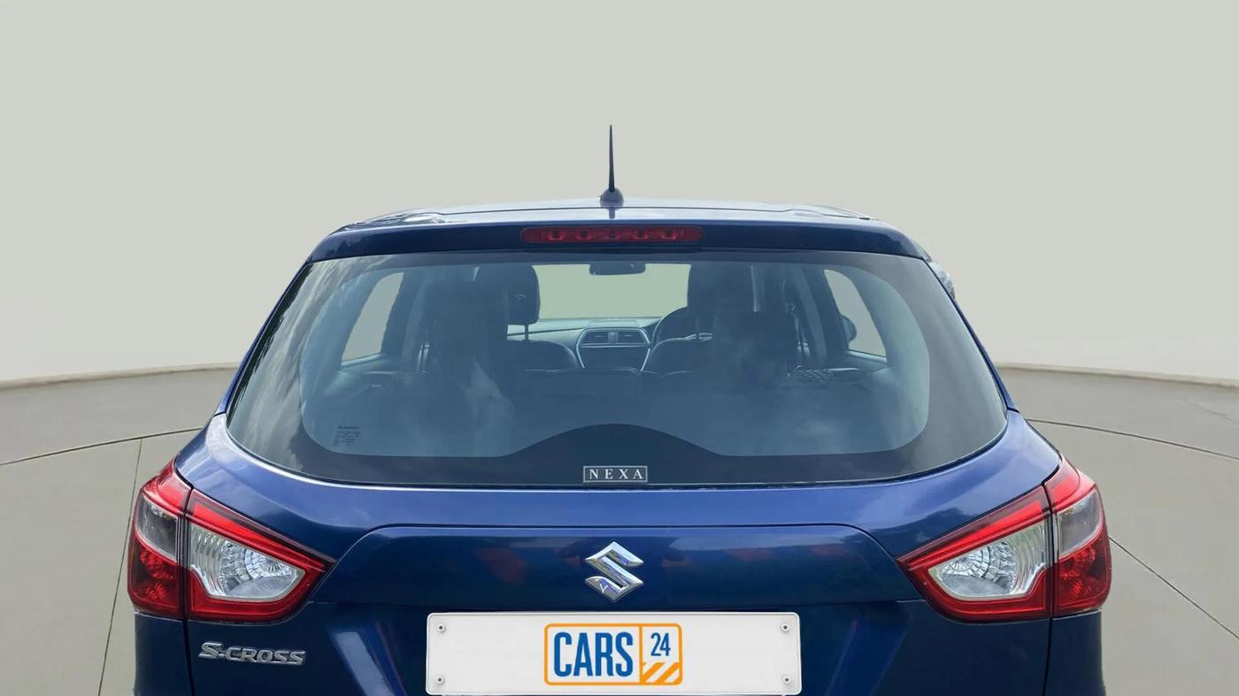 2021 Maruti S Cross SIGMA 1.5, Petrol, Manual, 72,389 km, Rear Windshield