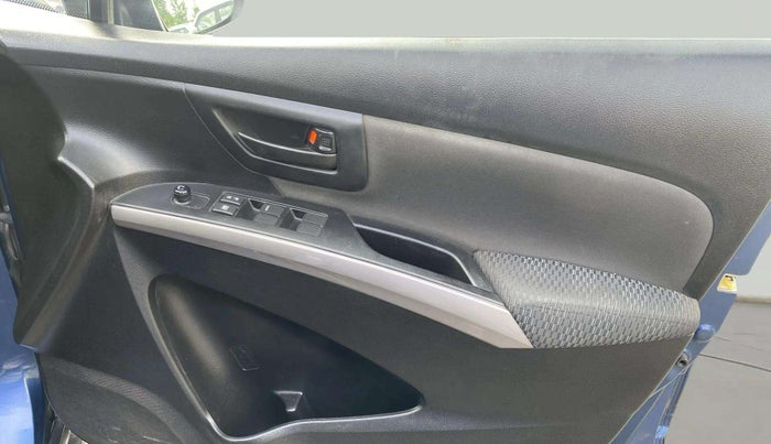 2021 Maruti S Cross SIGMA 1.5, Petrol, Manual, 72,367 km, Driver Side Door Panels Control