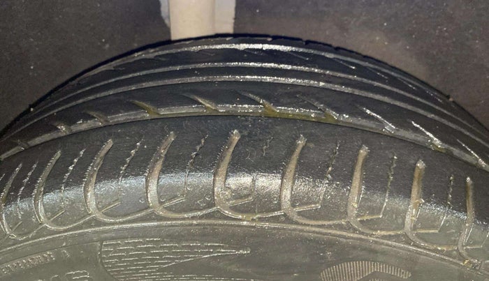 2015 Ford Ecosport TITANIUM 1.5L PETROL, Petrol, Manual, 53,895 km, Right Rear Tyre Tread