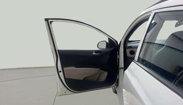 2015 Hyundai Grand i10 ASTA AT 1.2 KAPPA VTVT, Petrol, Automatic, 60,158 km, LHS Front Door