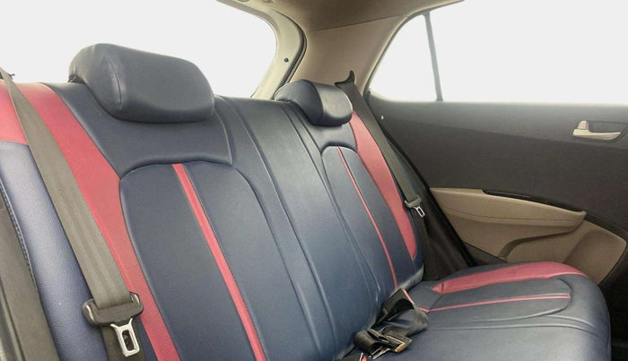 2015 Hyundai Grand i10 ASTA AT 1.2 KAPPA VTVT, Petrol, Automatic, 60,158 km, Right Side Rear Door Cabin