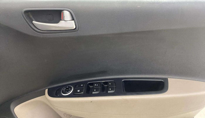 2015 Hyundai Grand i10 ASTA AT 1.2 KAPPA VTVT, Petrol, Automatic, 60,158 km, Driver Side Door Panels Control