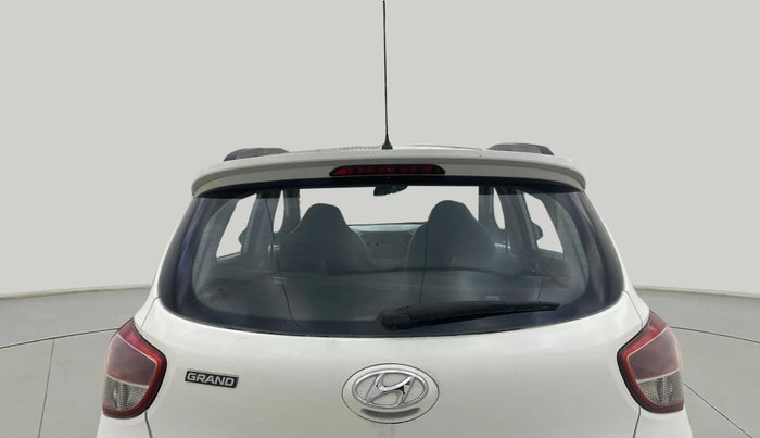 2015 Hyundai Grand i10 ASTA AT 1.2 KAPPA VTVT, Petrol, Automatic, 60,158 km, Rear Windshield