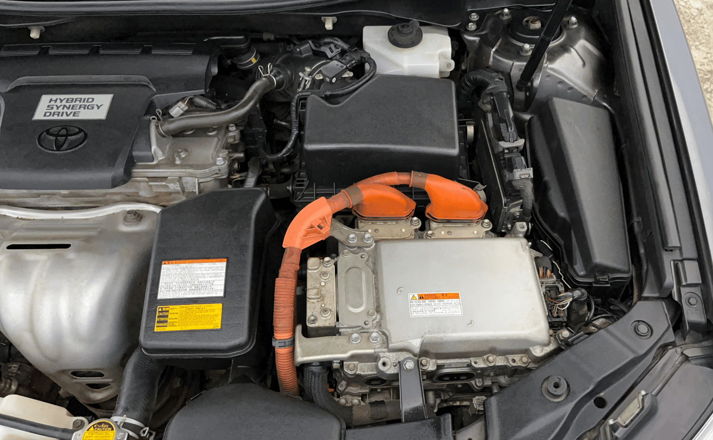 2016 Toyota Camry HYBRID, Hybrid, Automatic, 80,900 km, Engine View - Left