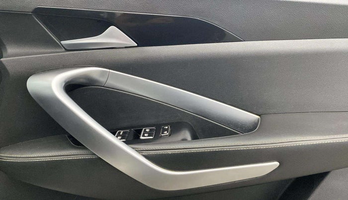 2019 MG HECTOR SHARP 1.5 DCT PETROL, Petrol, Automatic, 88,941 km, Driver Side Door Panels Control