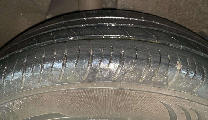 2019 Hyundai Creta SX 1.6 DIESEL, Diesel, Manual, 93,081 km, Right Rear Tyre Tread