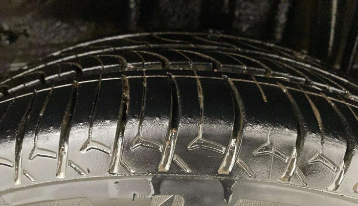 2022 Tata Tiago XZ PLUS CNG, CNG, Manual, 64,763 km, Left Rear Tyre Tread