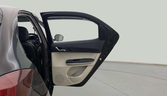 2022 Tata Tiago XZ PLUS CNG, CNG, Manual, 64,763 km, RHS Rear Door