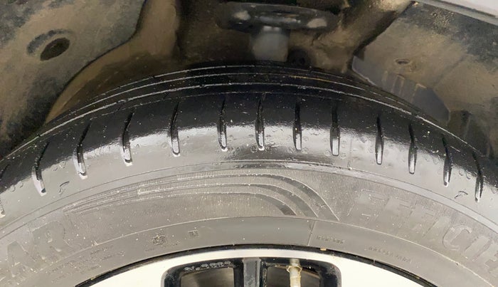 2021 MG HECTOR SHARP 1.5 DCT PETROL, Petrol, Automatic, 45,442 km, Right Front Tyre Tread